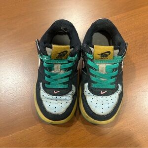 Nike Kids Air Force One Sneakers size 9